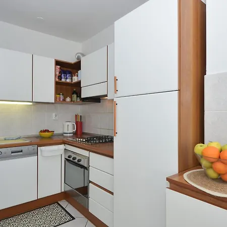 Artsy Hideaway Near Old Town & With Fast Wifi Apartment Split