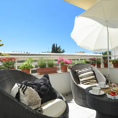 Artsy Hideaway Near Old Town & With Fast Wifi Apartment Split